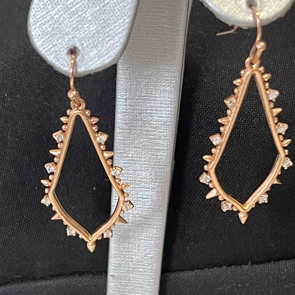 NWT Kendra Scott Rare & Retired Pax Earrings Rose Gold & Cubic Zirconia GORG😊 - Picture 3 of 9